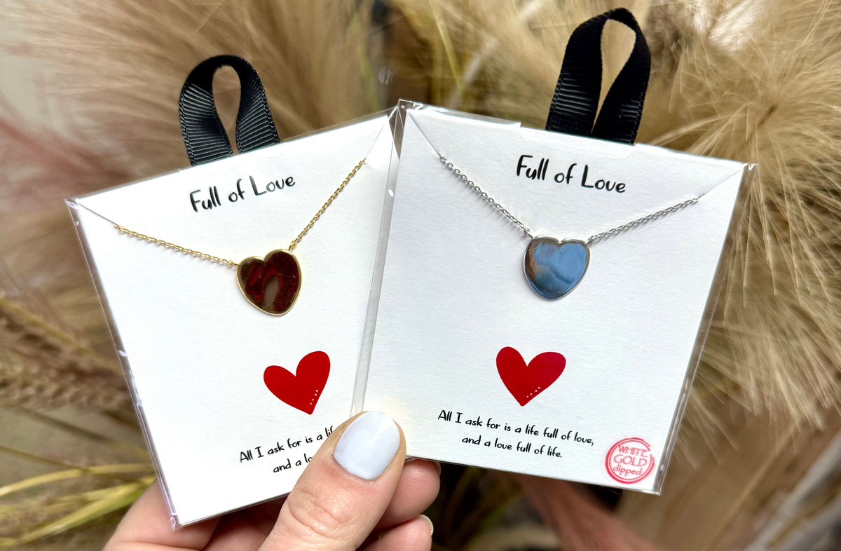 FULL OF LOVE NECKLACE